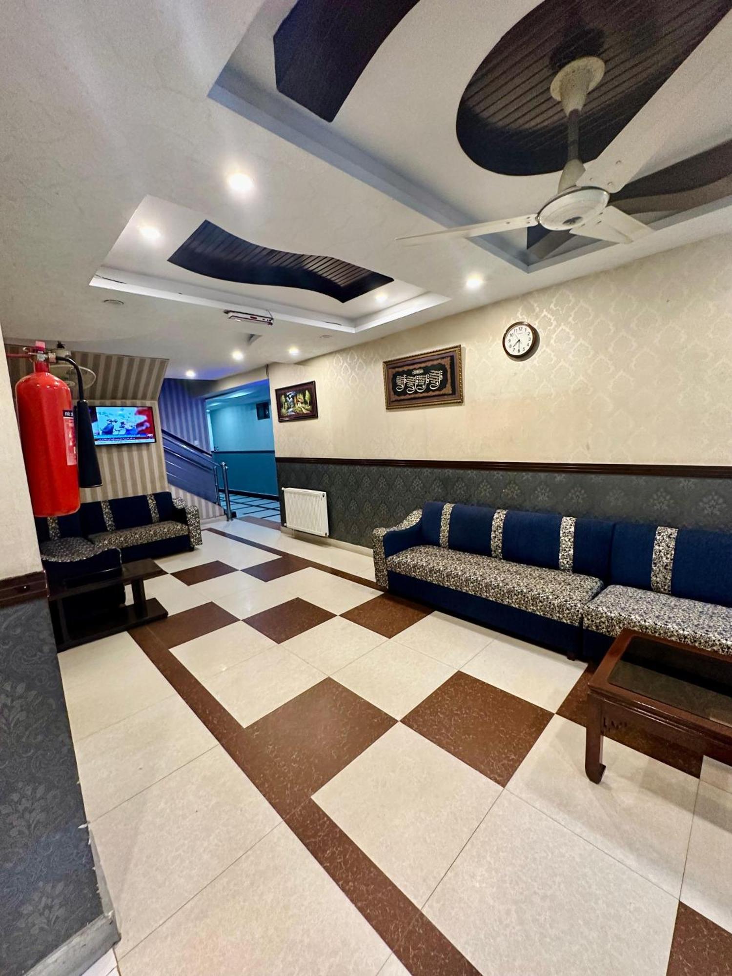 Hotel Islamabad Premiere Inn Экстерьер фото