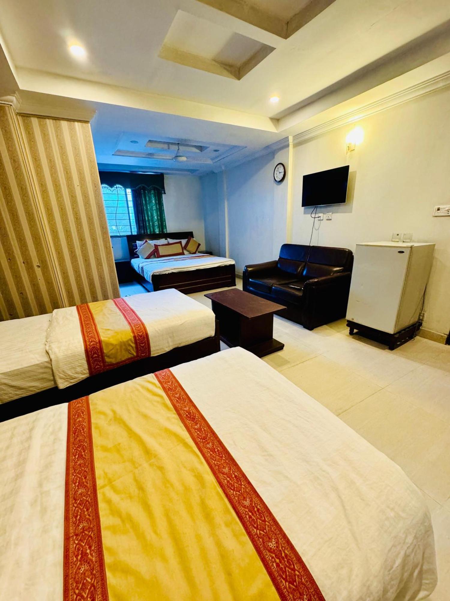 Hotel Islamabad Premiere Inn Экстерьер фото